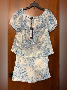 New Batia New York Blue & White Floral Two-Piece Top and Shorts Set